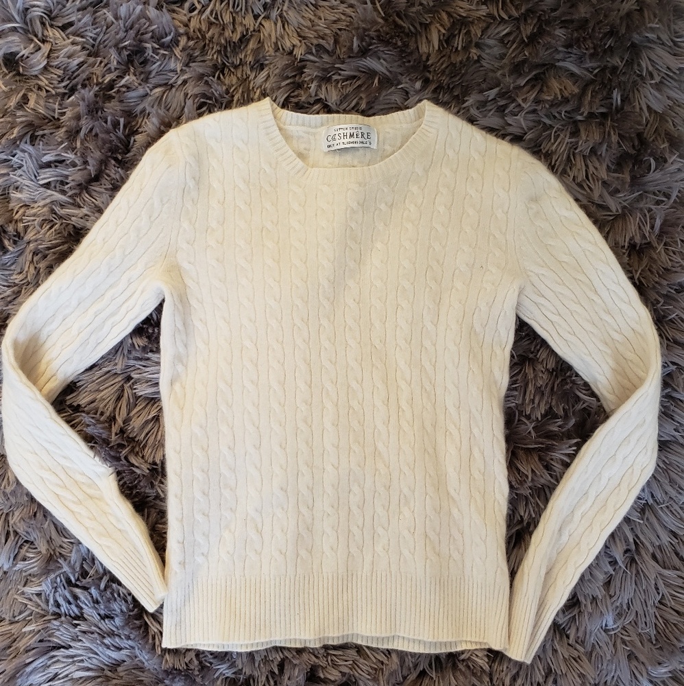 Bloomingdale's Cashmere Sweater- used